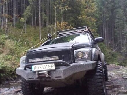 Чорний Додж Durango, об'ємом двигуна 5.7 л та пробігом 150 тис. км за 19999 $, фото 1 на Automoto.ua