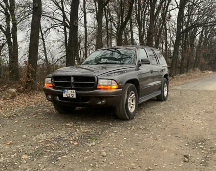 Серый Додж Дюранго, объемом двигателя 4.7 л и пробегом 181 тыс. км за 6500 $, фото 1 на Automoto.ua