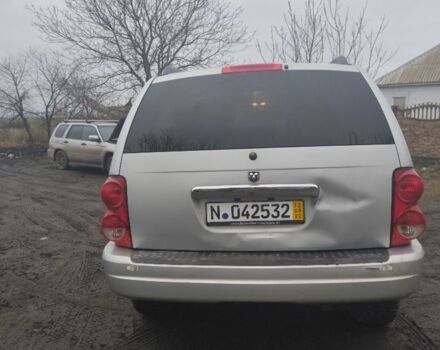 Серый Додж Дюранго, объемом двигателя 4.7 л и пробегом 223 тыс. км за 4699 $, фото 4 на Automoto.ua