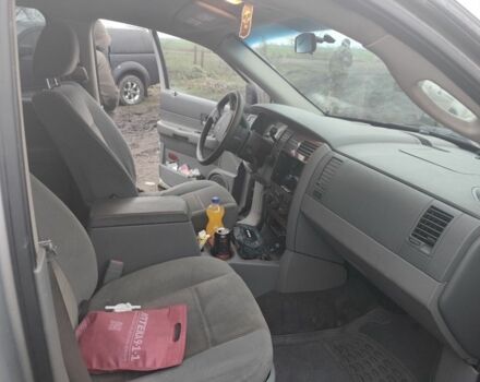 Серый Додж Дюранго, объемом двигателя 4.7 л и пробегом 223 тыс. км за 4699 $, фото 6 на Automoto.ua