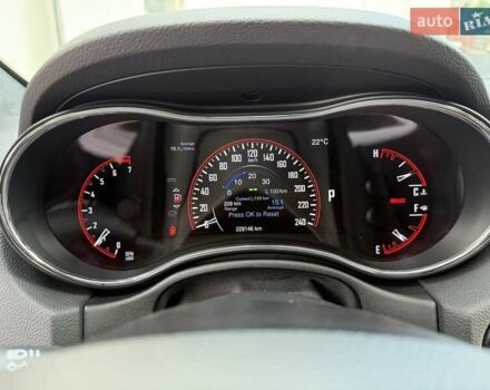 Серый Додж Дюранго, объемом двигателя 3.6 л и пробегом 228 тыс. км за 18500 $, фото 33 на Automoto.ua