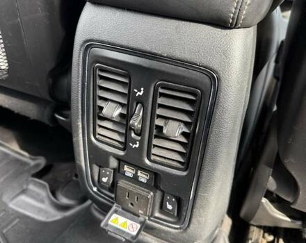 Серый Додж Дюранго, объемом двигателя 3.6 л и пробегом 228 тыс. км за 18500 $, фото 28 на Automoto.ua