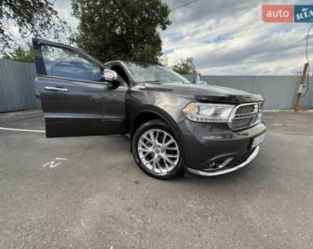 Серый Додж Дюранго, объемом двигателя 3.6 л и пробегом 228 тыс. км за 18500 $, фото 2 на Automoto.ua