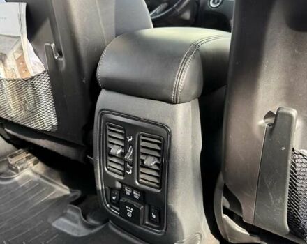 Серый Додж Дюранго, объемом двигателя 3.6 л и пробегом 228 тыс. км за 18500 $, фото 27 на Automoto.ua