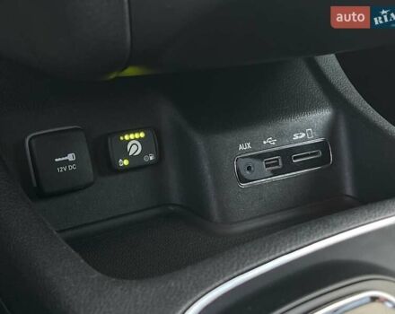 Серый Додж Дюранго, объемом двигателя 3.6 л и пробегом 149 тыс. км за 24500 $, фото 34 на Automoto.ua