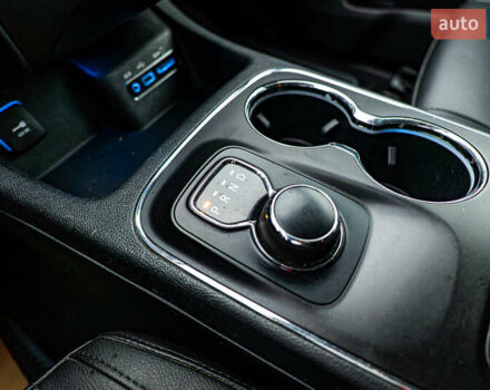 Серый Додж Дюранго, объемом двигателя 3.6 л и пробегом 203 тыс. км за 19348 $, фото 17 на Automoto.ua