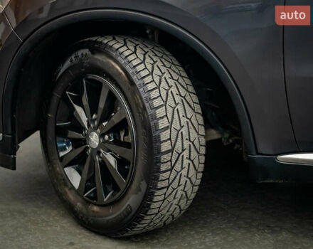 Серый Додж Дюранго, объемом двигателя 3.6 л и пробегом 203 тыс. км за 19348 $, фото 7 на Automoto.ua