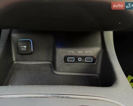 Сірий Додж Durango, об'ємом двигуна 5.65 л та пробігом 134 тис. км за 28699 $, фото 41 на Automoto.ua