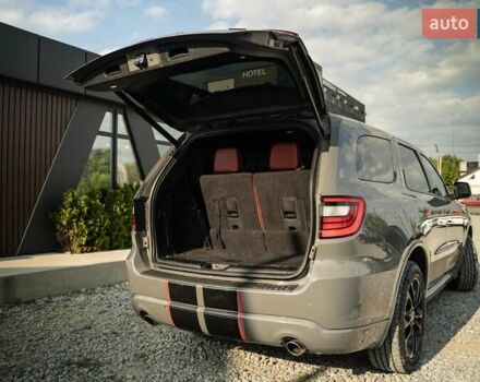 Сірий Додж Durango, об'ємом двигуна 5.65 л та пробігом 101 тис. км за 44700 $, фото 22 на Automoto.ua