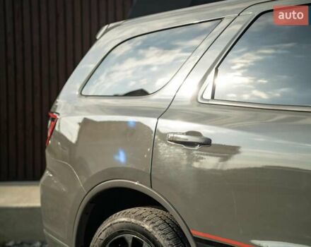 Сірий Додж Durango, об'ємом двигуна 5.65 л та пробігом 101 тис. км за 44700 $, фото 13 на Automoto.ua
