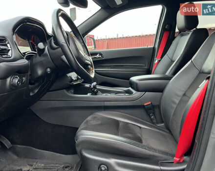 Сірий Додж Durango, об'ємом двигуна 5.65 л та пробігом 80 тис. км за 39900 $, фото 11 на Automoto.ua