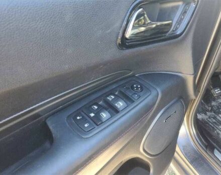 Серый Додж Дюранго, объемом двигателя 5.7 л и пробегом 62 тыс. км за 10400 $, фото 5 на Automoto.ua