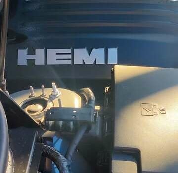 Серый Додж Дюранго, объемом двигателя 5.65 л и пробегом 45 тыс. км за 49500 $, фото 36 на Automoto.ua