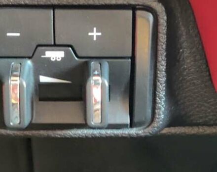 Серый Додж Дюранго, объемом двигателя 5.65 л и пробегом 45 тыс. км за 49500 $, фото 16 на Automoto.ua