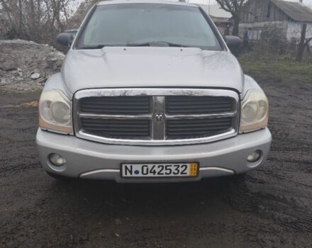Серый Додж Дюранго, объемом двигателя 4.7 л и пробегом 223 тыс. км за 4699 $, фото 1 на Automoto.ua