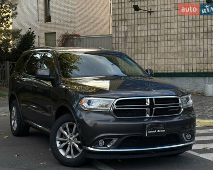 Додж Дюранго 2017 в Николаеве на Automoto.ua Серый Додж Дюранго, объемом двигателя 3.6 л и пробегом 151 тыс. км за 22999 $, фото 1 на Automoto.ua