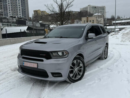 Серый Додж Дюранго, объемом двигателя 5.65 л и пробегом 135 тыс. км за 28999 $, фото 1 на Automoto.ua