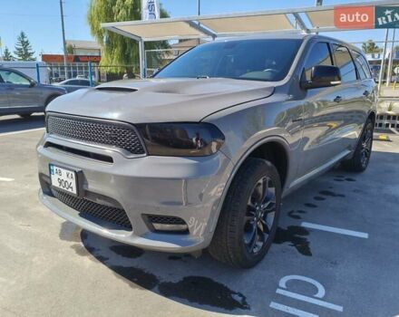 Серый Додж Дюранго, объемом двигателя 5.65 л и пробегом 217 тыс. км за 30000 $, фото 1 на Automoto.ua