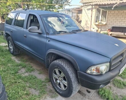 Синій Додж Durango, об'ємом двигуна 5 л та пробігом 279 тис. км за 5500 $, фото 1 на Automoto.ua