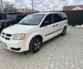 Белый Додж Гранд Караван, объемом двигателя 3.3 л и пробегом 180 тыс. км за 6800 $, фото 1 на Automoto.ua