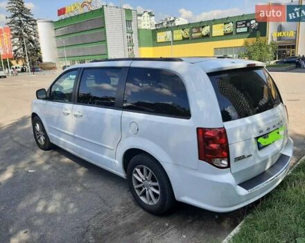 Білий Додж Гранд Караван, об'ємом двигуна 3.6 л та пробігом 160 тис. км за 14200 $, фото 3 на Automoto.ua
