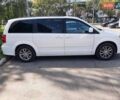Білий Додж Гранд Караван, об'ємом двигуна 3.6 л та пробігом 160 тис. км за 14200 $, фото 2 на Automoto.ua