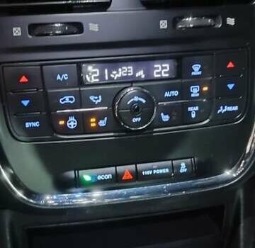 Білий Додж Гранд Караван, об'ємом двигуна 3.6 л та пробігом 182 тис. км за 12300 $, фото 21 на Automoto.ua