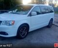 Білий Додж Гранд Караван, об'ємом двигуна 3.6 л та пробігом 242 тис. км за 12400 $, фото 1 на Automoto.ua