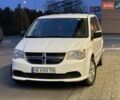 Белый Додж Гранд Караван, объемом двигателя 3.6 л и пробегом 380 тыс. км за 9999 $, фото 1 на Automoto.ua