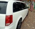 Белый Додж Гранд Караван, объемом двигателя 3.6 л и пробегом 150 тыс. км за 15500 $, фото 2 на Automoto.ua