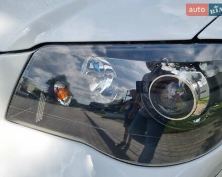 Белый Додж Гранд Караван, объемом двигателя 3.6 л и пробегом 200 тыс. км за 16000 $, фото 1 на Automoto.ua