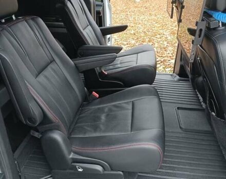 Белый Додж Гранд Караван, объемом двигателя 3.6 л и пробегом 30 тыс. км за 27000 $, фото 14 на Automoto.ua