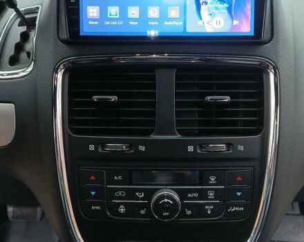 Белый Додж Гранд Караван, объемом двигателя 3.6 л и пробегом 30 тыс. км за 27000 $, фото 15 на Automoto.ua