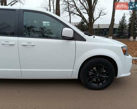 Белый Додж Гранд Караван, объемом двигателя 3.6 л и пробегом 30 тыс. км за 27000 $, фото 8 на Automoto.ua