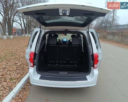 Белый Додж Гранд Караван, объемом двигателя 3.6 л и пробегом 30 тыс. км за 27000 $, фото 29 на Automoto.ua