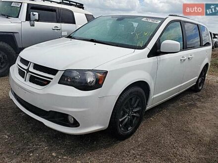 Додж Гранд Караван 2019 в Киеве на Automoto.ua Белый Додж Гранд Караван, объемом двигателя 3.6 л и пробегом 80 тыс. км за 10850 $, фото 1 на Automoto.ua