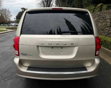 Бежевый Додж Гранд Караван, объемом двигателя 3.6 л и пробегом 82 тыс. км за 10200 $, фото 5 на Automoto.ua