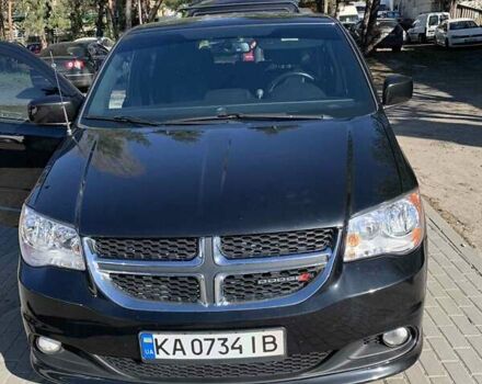 Чорний Додж Гранд Караван, об'ємом двигуна 3.61 л та пробігом 179 тис. км за 14800 $, фото 15 на Automoto.ua