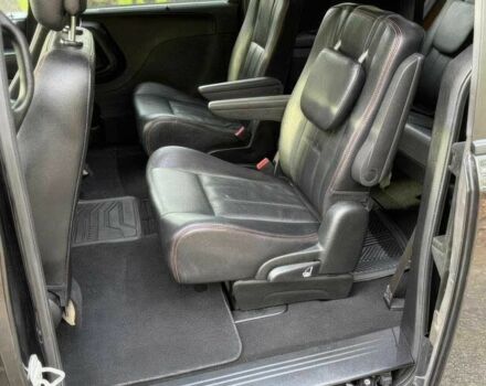 Чорний Додж Гранд Караван, об'ємом двигуна 3.6 л та пробігом 45 тис. км за 6700 $, фото 11 на Automoto.ua