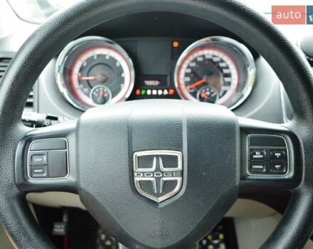 Красный Додж Гранд Караван, объемом двигателя 3.6 л и пробегом 79 тыс. км за 12900 $, фото 20 на Automoto.ua