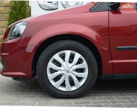 Красный Додж Гранд Караван, объемом двигателя 3.6 л и пробегом 79 тыс. км за 12900 $, фото 6 на Automoto.ua