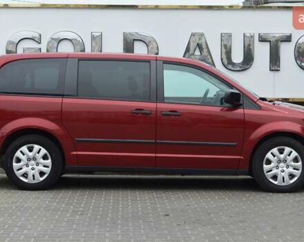 Красный Додж Гранд Караван, объемом двигателя 3.6 л и пробегом 79 тыс. км за 12900 $, фото 12 на Automoto.ua