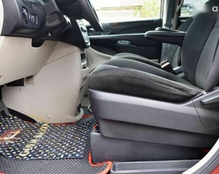 Додж Гранд Караван, объемом двигателя 0 л и пробегом 79 тыс. км за 12500 $, фото 17 на Automoto.ua