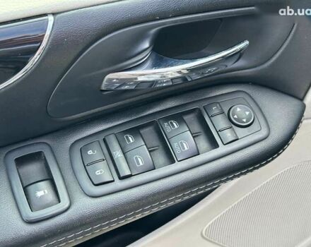 Додж Гранд Караван 2017 в Киеве на Automoto.ua Додж Гранд Караван, объемом двигателя 3.6 л и пробегом 167 тыс. км за 11990 $, фото 14 на Automoto.ua