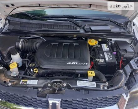 Додж Гранд Караван, об'ємом двигуна 3.6 л та пробігом 217 тис. км за 13800 $, фото 14 на Automoto.ua
