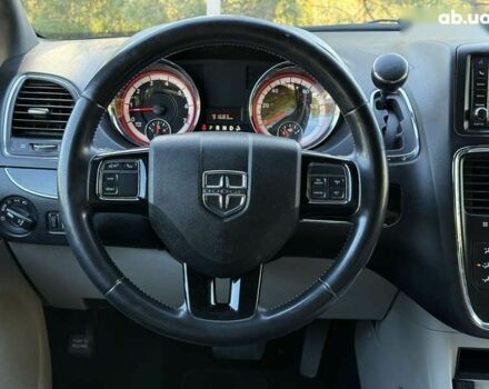 Додж Гранд Караван, об'ємом двигуна 0 л та пробігом 147 тис. км за 15950 $, фото 19 на Automoto.ua