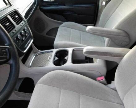 Сірий Додж Гранд Караван, об'ємом двигуна 3.6 л та пробігом 143 тис. км за 5800 $, фото 14 на Automoto.ua