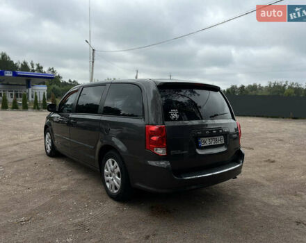 Серый Додж Гранд Караван, объемом двигателя 3.6 л и пробегом 157 тыс. км за 8900 $, фото 6 на Automoto.ua