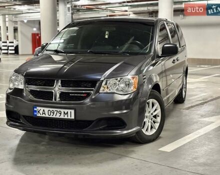 Сірий Додж Гранд Караван, об'ємом двигуна 3.61 л та пробігом 128 тис. км за 10500 $, фото 3 на Automoto.ua