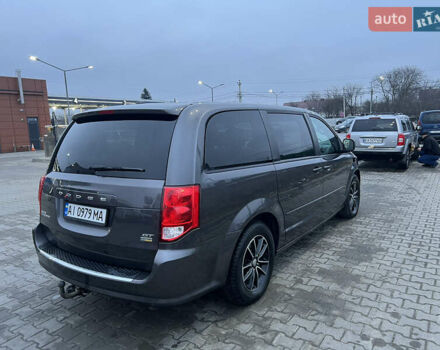 Серый Додж Гранд Караван, объемом двигателя 3.61 л и пробегом 196 тыс. км за 15800 $, фото 6 на Automoto.ua